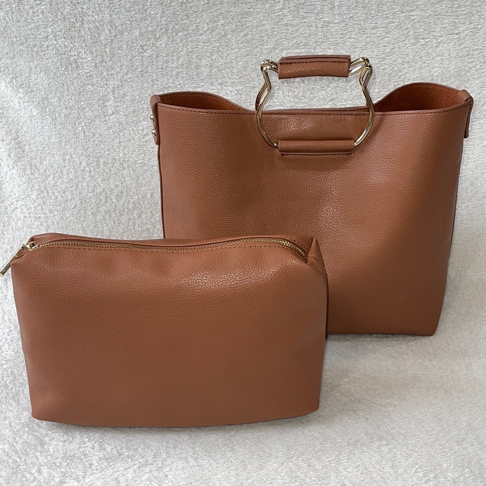 Charming Charlie Large Tote and large Pouch Set/ Tan/brown/ handbag/ Purse